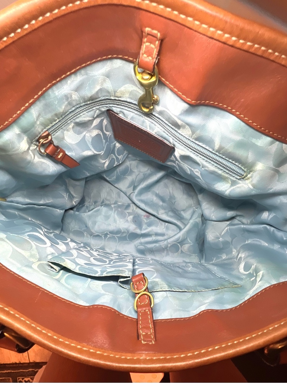 Coach Legacy Gigi Tote Shoulder Bag Whiskey leather brass turnlock pocket F12888 - Picture 7 of 17